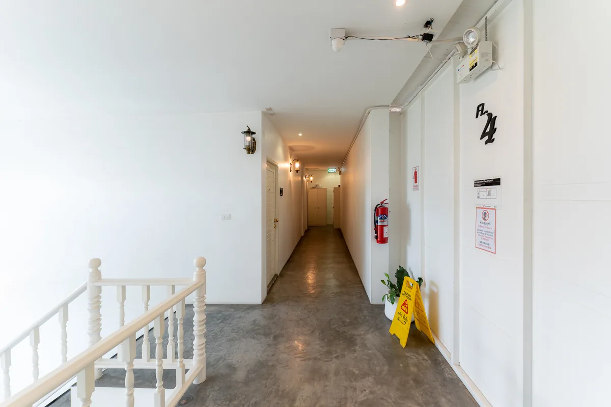 Common Area 4